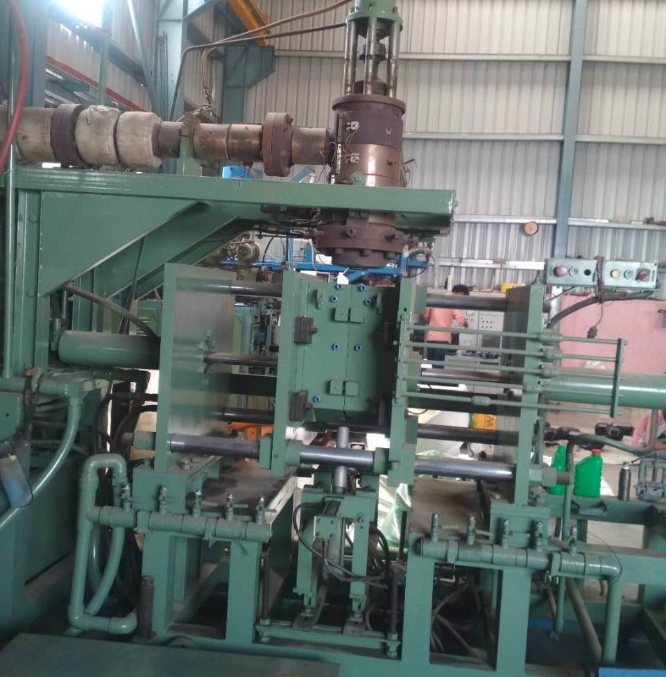 Horizontal Blow Moulding Machine