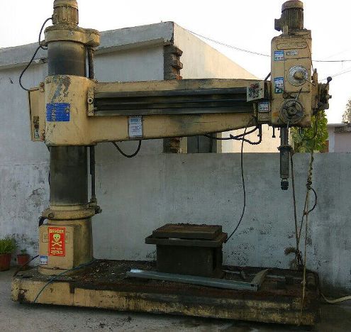 HMT RM65 Radial Drilling Machine