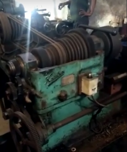 Secondhand Kirloskar Lathe Machine