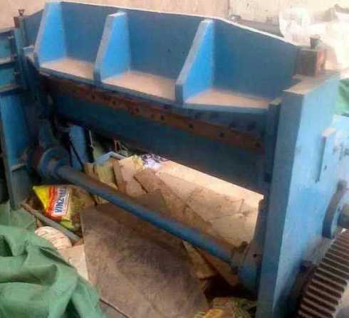 Mechanical Shearing Machine 4 Feet